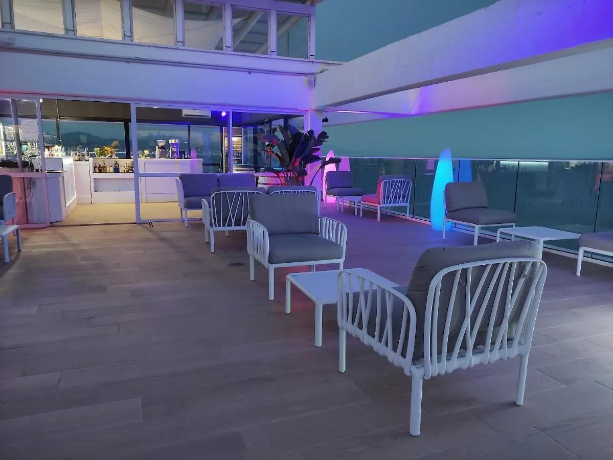 Bluesea Gran Cervantes Торремолинос